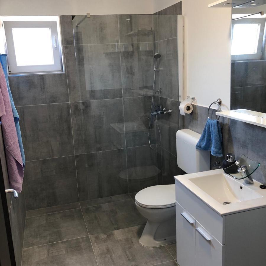 Apartmani Bm Biograd Na Moru Εξωτερικό φωτογραφία