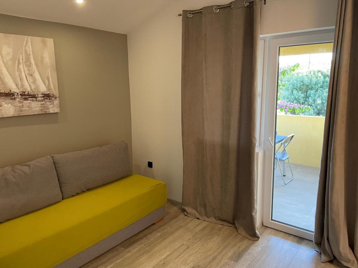 Apartmani Bm Biograd Na Moru Εξωτερικό φωτογραφία