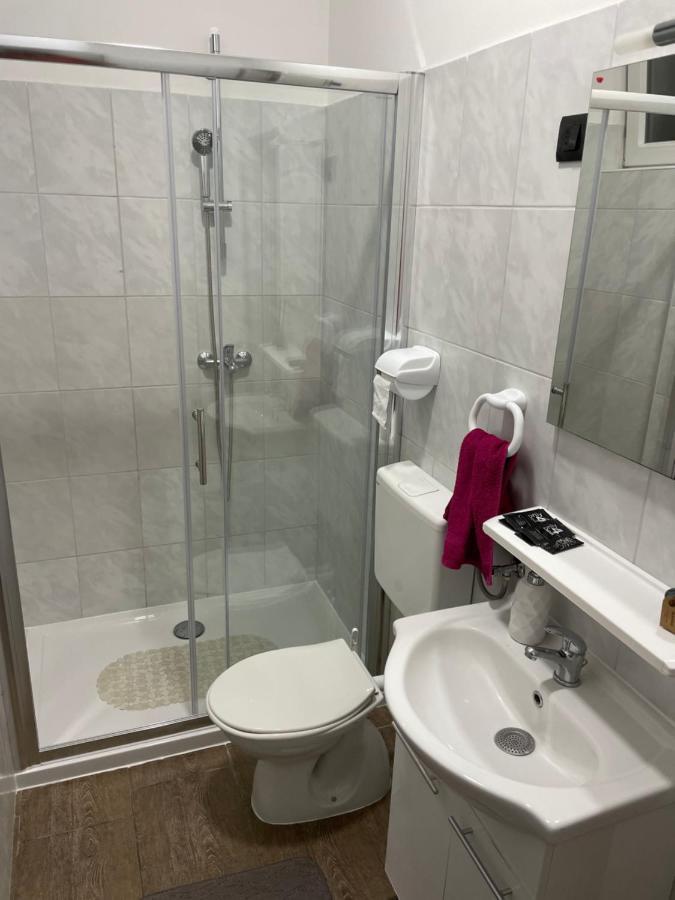 Apartmani Bm Biograd Na Moru Εξωτερικό φωτογραφία